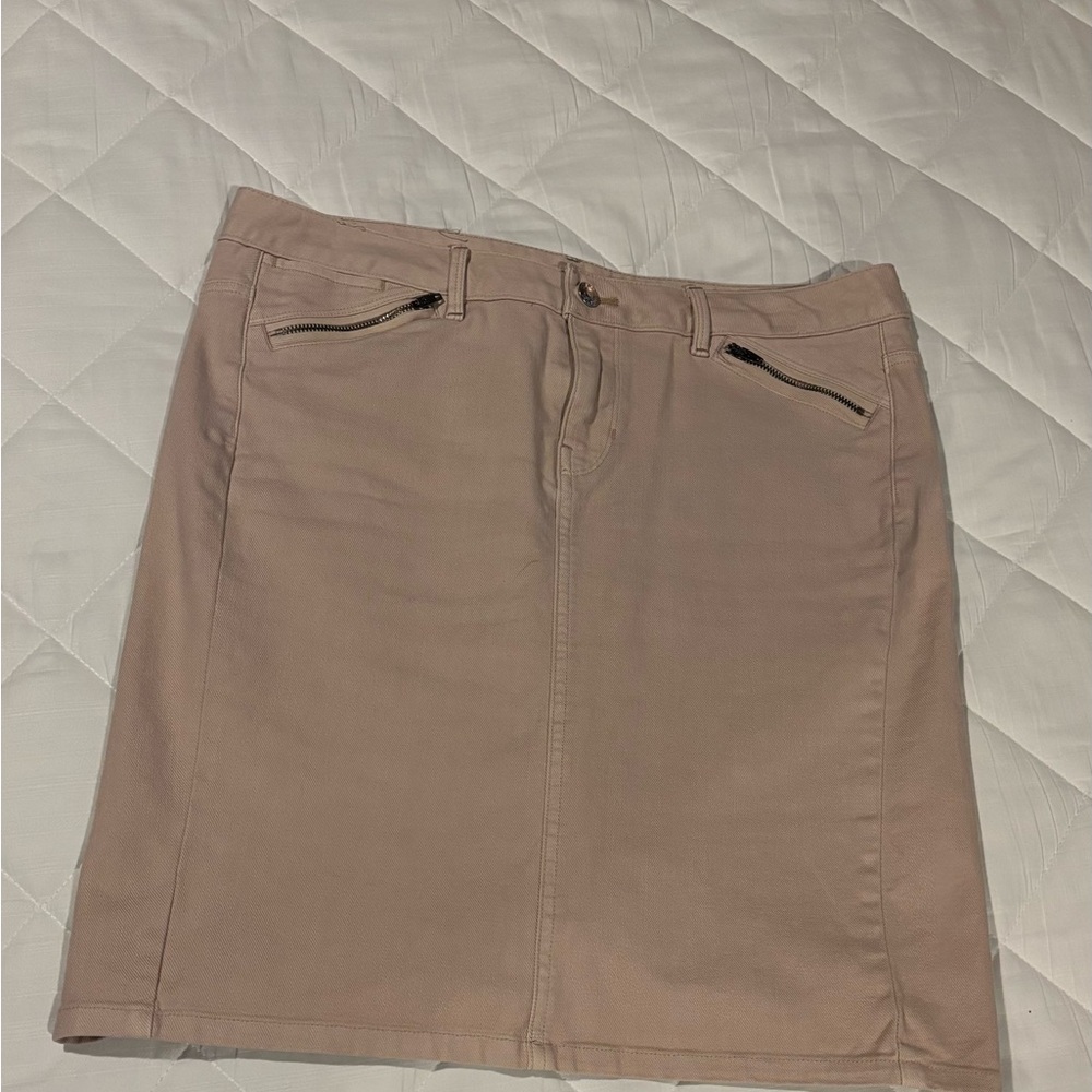 GAP Women's Tan Pencil Skirt with Zipper Pockets